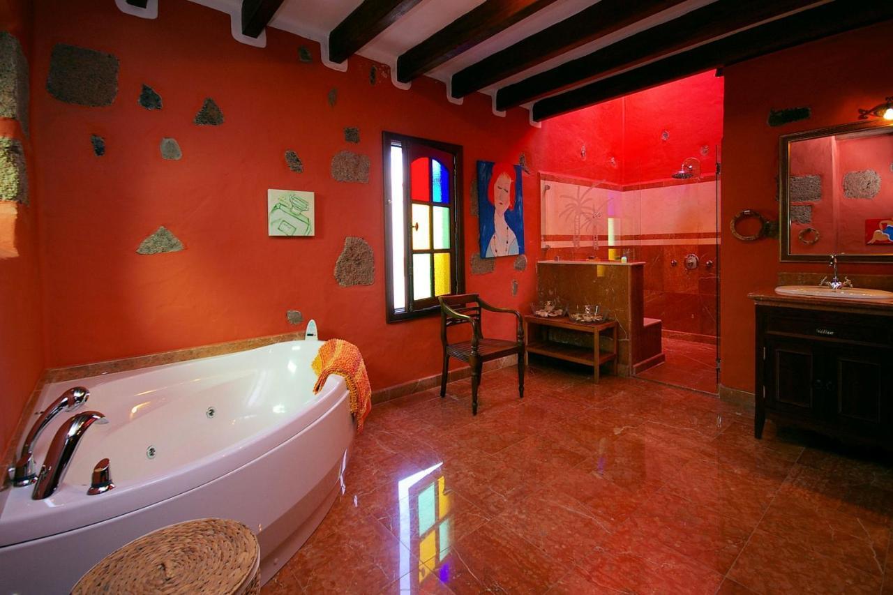 Luxe Villa Haria Private Indoor Pool By PVL Buitenkant foto